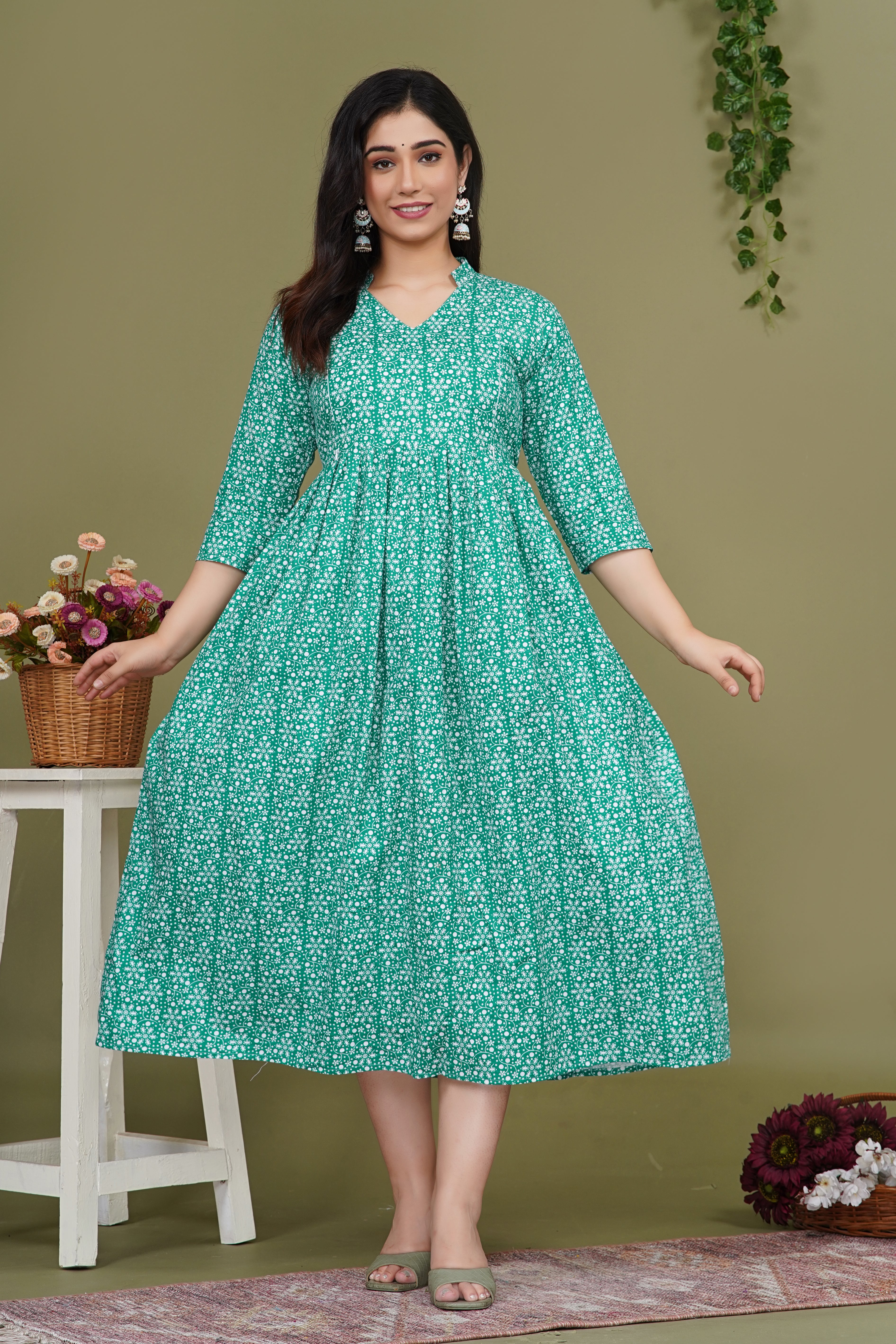 Pure Cotton Maternity Dress With Both-Side Hidden Zip  - Green